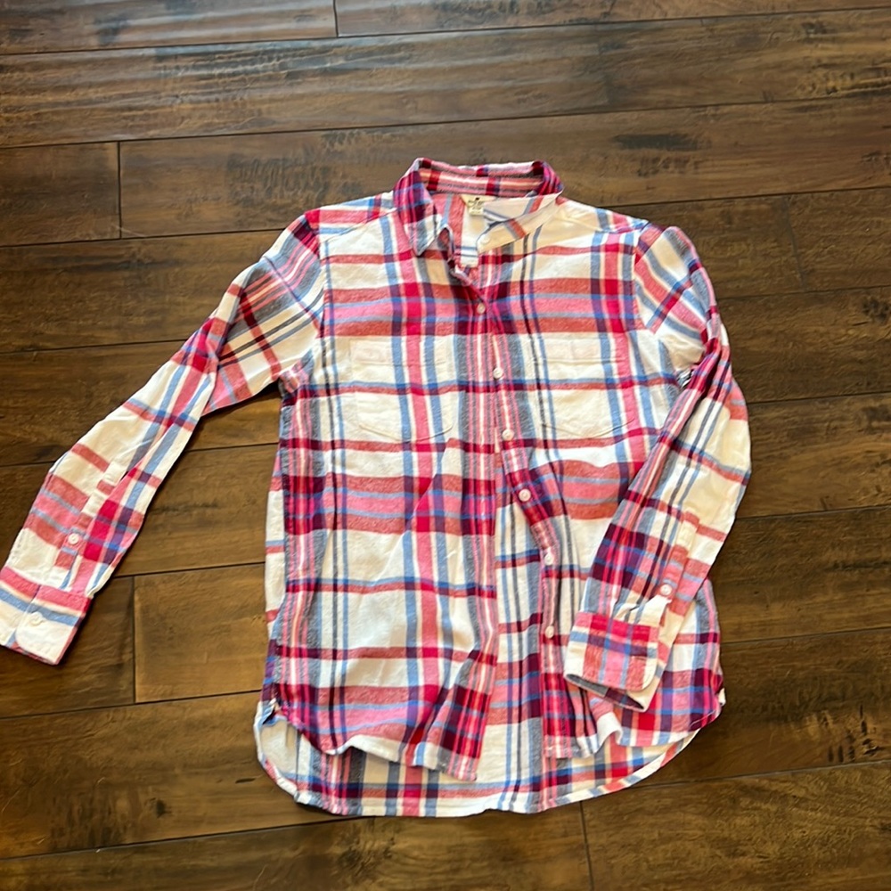 Womens plaid flannel shirt